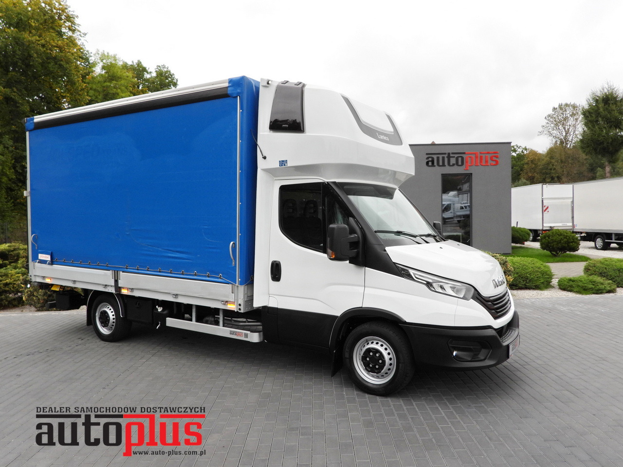 IVECO DAILY 35S18 TARPAULIN LIFT 8 PALLETS WEBASTO CRUISE CONTROL LED LIGHTS AIR CONDITIONING 180HP - Επαγγελματικό αυτοκίνητο με μουσαμά: φωτογραφία 1 IVECO DAILY 35S18 TARPAULIN LIFT 8 PALLETS WEBASTO CRUISE CONTROL LED LIGHTS AIR CONDITIONING 180HP - Επαγγελματικό αυτοκίνητο με μουσαμά: φωτογραφία 1