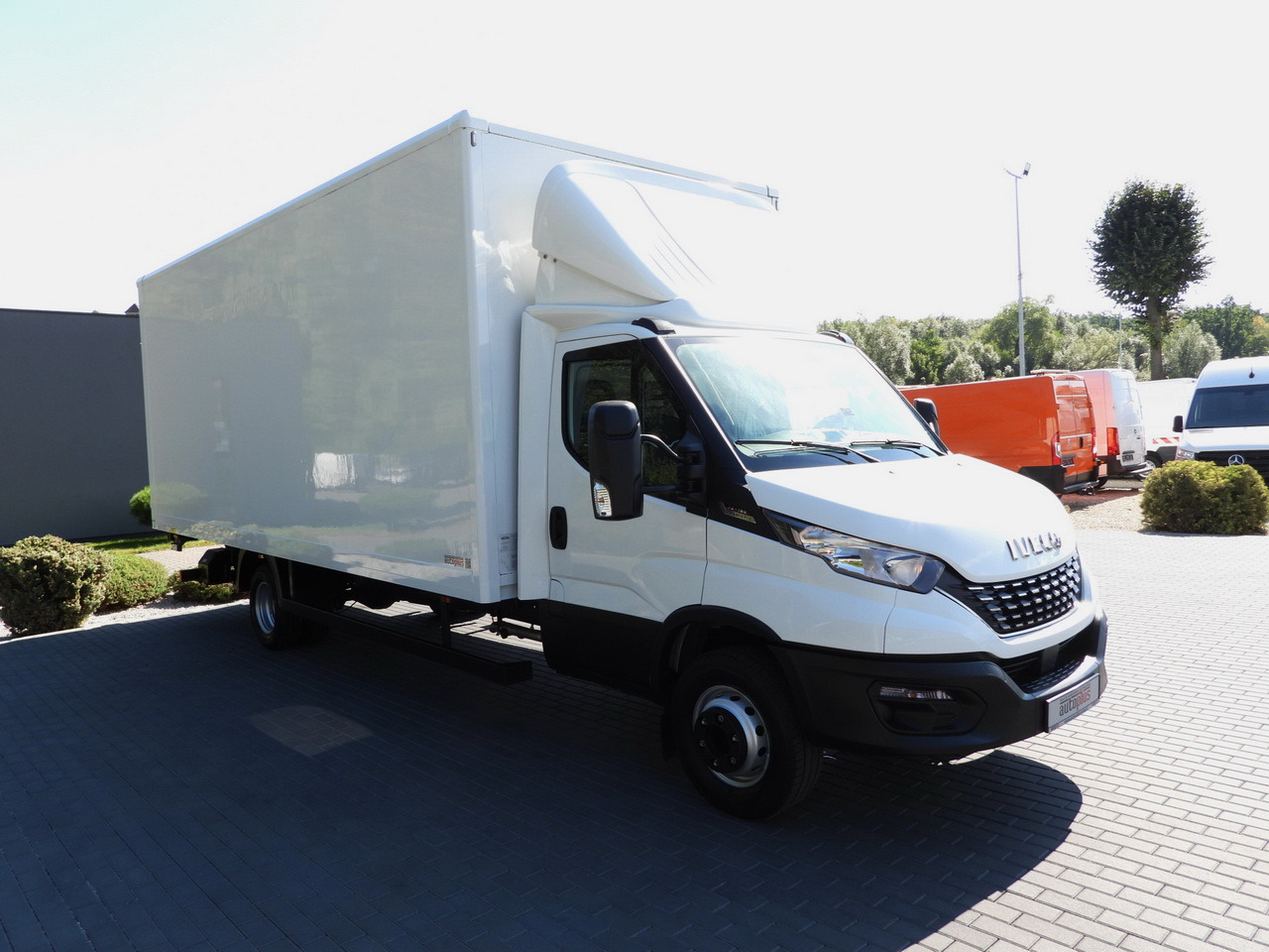 IVECO DAILY 72C18 LIFT 14 PALLETS CRUISE CONTROL PNEUMATICS AUTOMATIC TRANSMISSION HI-MATIC TWIN WHEELS AIR CONDITIONING  180HP - Επαγγελματικό αυτοκίνητο ψυγείο: φωτογραφία 4 IVECO DAILY 72C18 LIFT 14 PALLETS CRUISE CONTROL PNEUMATICS AUTOMATIC TRANSMISSION HI-MATIC TWIN WHEELS AIR CONDITIONING  180HP - Επαγγελματικό αυτοκίνητο ψυγείο: φωτογραφία 4