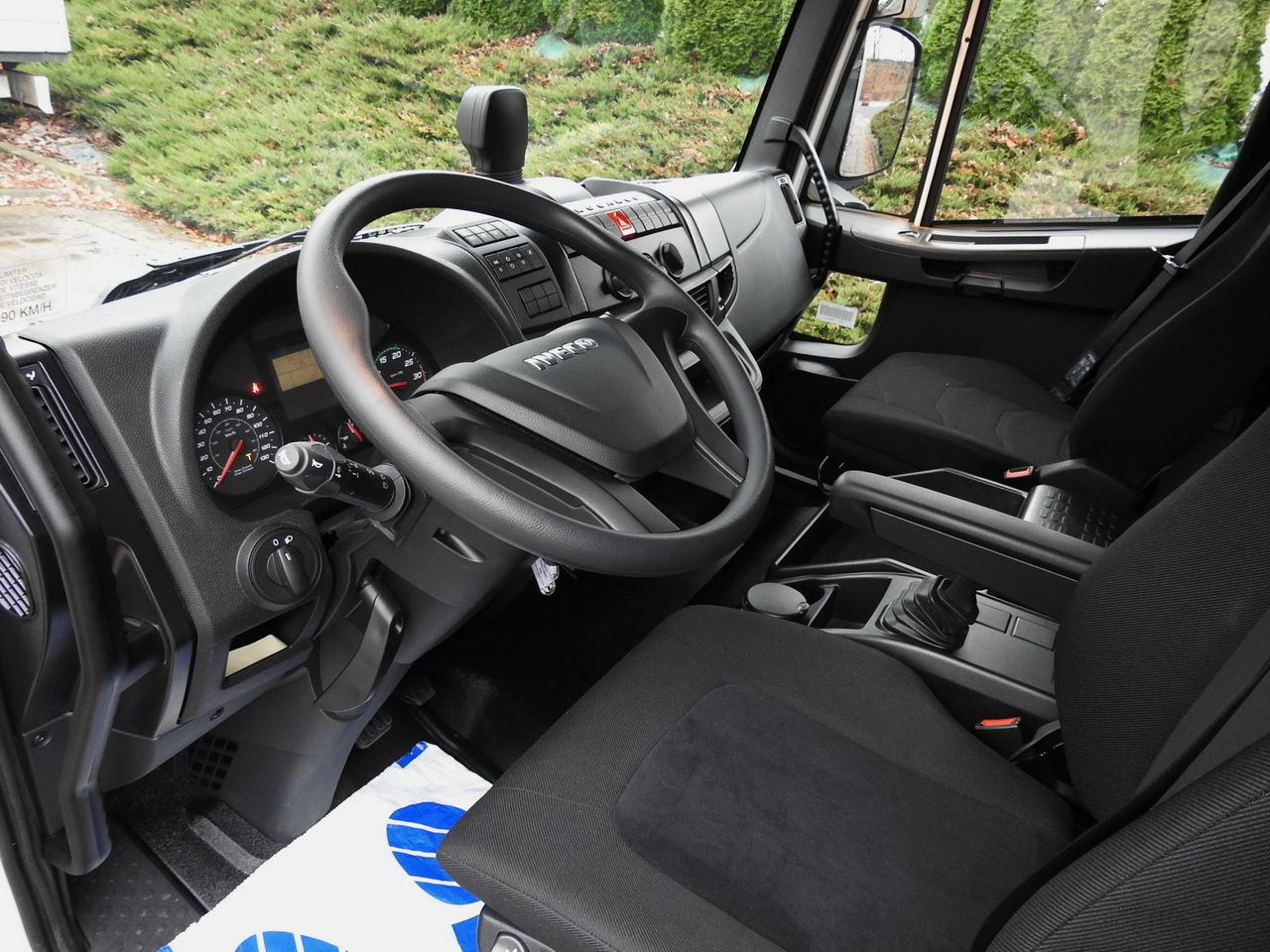 IVECO EUROCARGO 120-250 NEW TARPAULIN LIFT 18 PALLETS WEBASTO CRUISE CONTROL AIR CONDITIONING LED LIGHTS PNEUMATICS AUTOMATIC TRANSMISSION HI-MATIC 250HP - Επαγγελματικό αυτοκίνητο με μουσαμά: φωτογραφία 2 IVECO EUROCARGO 120-250 NEW TARPAULIN LIFT 18 PALLETS WEBASTO CRUISE CONTROL AIR CONDITIONING LED LIGHTS PNEUMATICS AUTOMATIC TRANSMISSION HI-MATIC 250HP - Επαγγελματικό αυτοκίνητο με μουσαμά: φωτογραφία 2