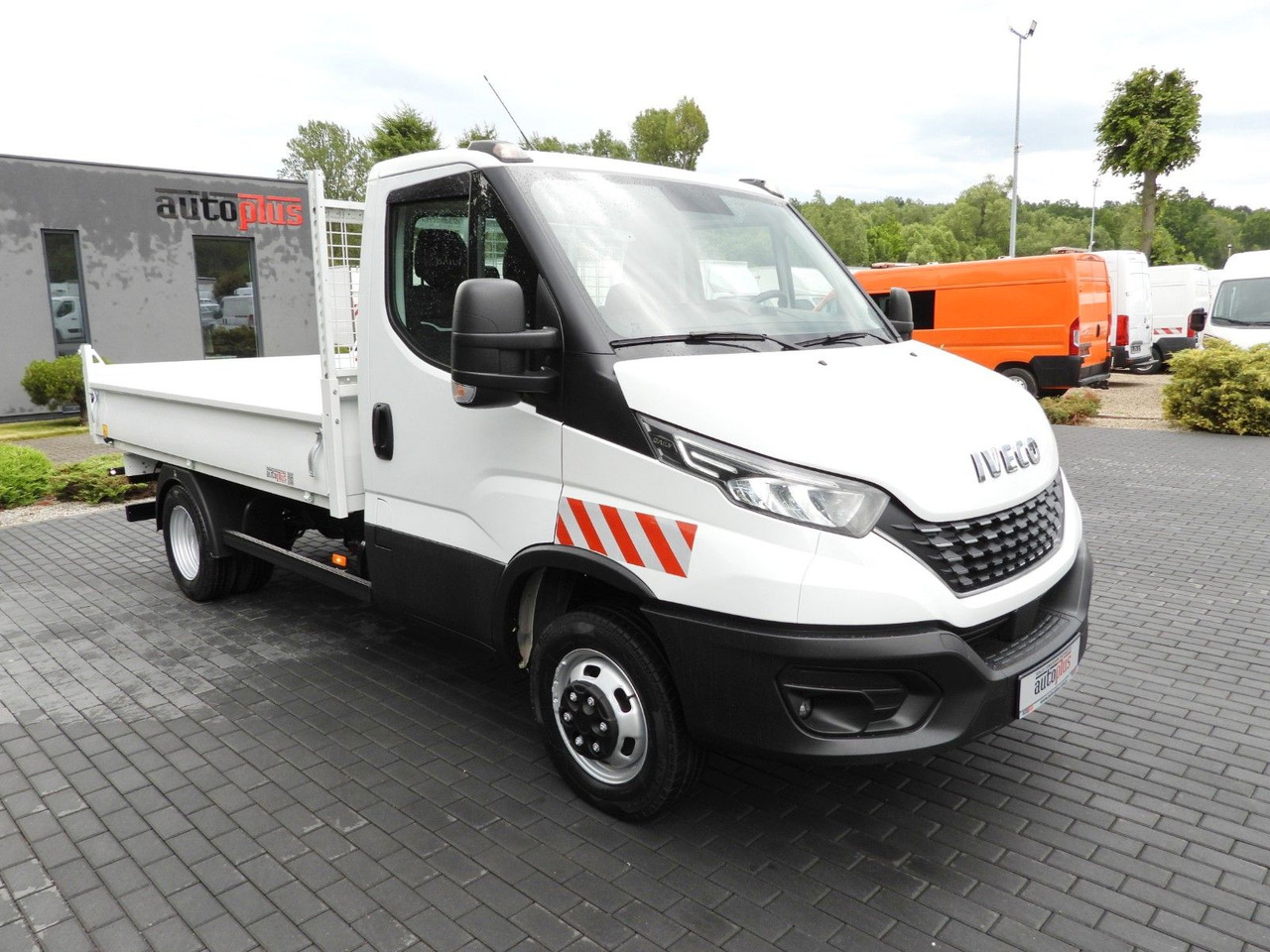 Iveco DAILY 35C21 KIPPER TEMPOMAT NAVIGATION LED - Όχημα με ανατρεπομενη καροτσα: φωτογραφία 4 Iveco DAILY 35C21 KIPPER TEMPOMAT NAVIGATION LED - Όχημα με ανατρεπομενη καροτσα: φωτογραφία 4