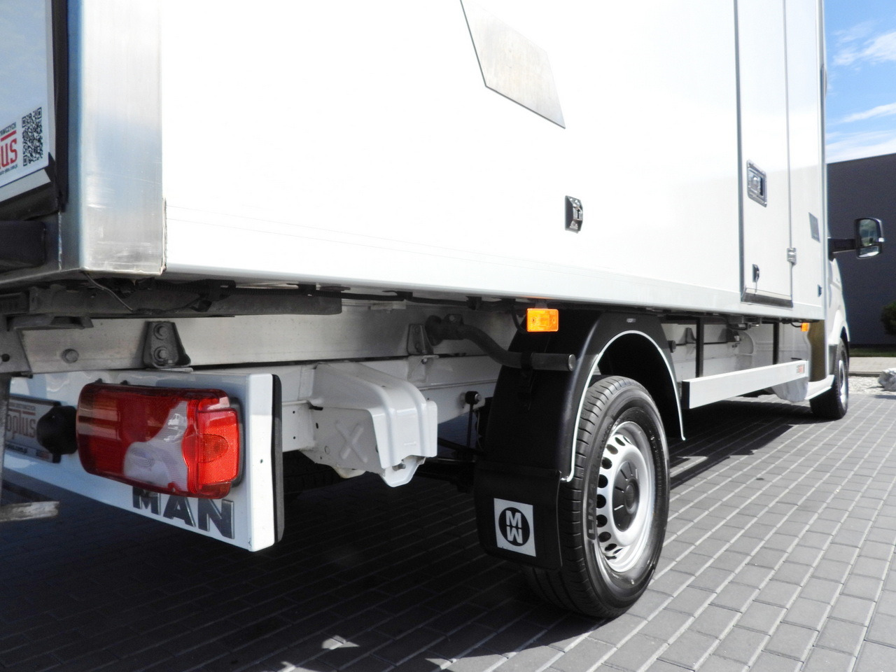 Επαγγελματικό αυτοκίνητο ψυγείο MAN TGE 3.140 REGRIGERATOR BOX -1*C 8 PALLETS HEATING FUNCTION CRUISE CONTROL PNEUMATICS AIR CONDITIONING  140HP: φωτογραφία 17