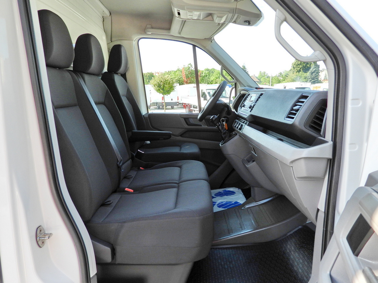 Επαγγελματικό αυτοκίνητο ψυγείο MAN TGE 3.140 REGRIGERATOR BOX -1*C 8 PALLETS HEATING FUNCTION CRUISE CONTROL PNEUMATICS AIR CONDITIONING  140HP: φωτογραφία 42