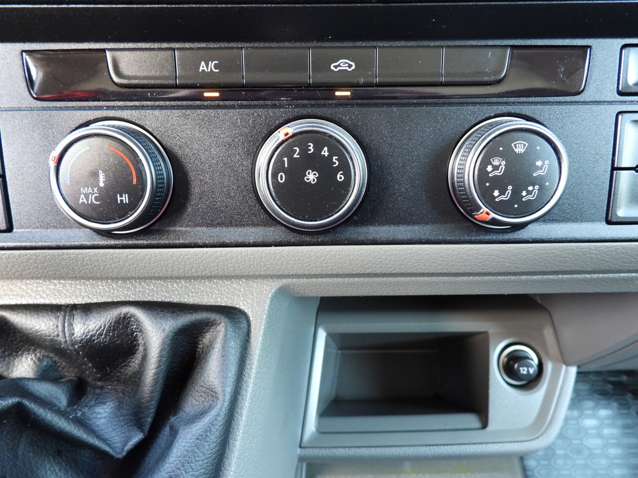 Επαγγελματικό αυτοκίνητο ψυγείο MAN TGE 3.140 REGRIGERATOR BOX -1*C 8 PALLETS HEATING FUNCTION CRUISE CONTROL PNEUMATICS AIR CONDITIONING  140HP: φωτογραφία 40