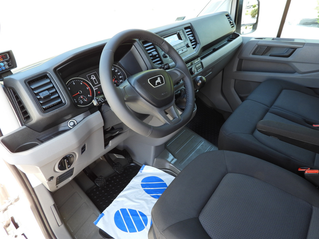 MAN TGE 3.140 REGRIGERATOR BOX -1*C 8 PALLETS HEATING FUNCTION CRUISE CONTROL PNEUMATICS AIR CONDITIONING 140HP - Επαγγελματικό αυτοκίνητο ψυγείο: φωτογραφία 2 MAN TGE 3.140 REGRIGERATOR BOX -1*C 8 PALLETS HEATING FUNCTION CRUISE CONTROL PNEUMATICS AIR CONDITIONING 140HP - Επαγγελματικό αυτοκίνητο ψυγείο: φωτογραφία 2