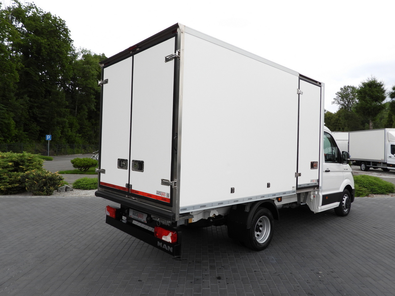 MAN TGE 3.180 REGRIGERATOR BOX 0*C CRUISE CONTROL TWIN WHEELS AIR CONDITIONING 180HP - Επαγγελματικό αυτοκίνητο ψυγείο: φωτογραφία 3 MAN TGE 3.180 REGRIGERATOR BOX 0*C CRUISE CONTROL TWIN WHEELS AIR CONDITIONING 180HP - Επαγγελματικό αυτοκίνητο ψυγείο: φωτογραφία 3