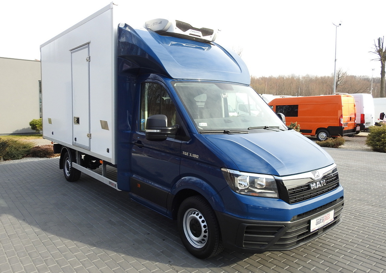 MAN TGE 3.180 REGRIGERATOR BOX -5*C 8 PALLETS HEATING FUNCTION CRUISE CONTROL PNEUMATICS AIR CONDITIONING 180HP - Επαγγελματικό αυτοκίνητο ψυγείο: φωτογραφία 4 MAN TGE 3.180 REGRIGERATOR BOX -5*C 8 PALLETS HEATING FUNCTION CRUISE CONTROL PNEUMATICS AIR CONDITIONING 180HP - Επαγγελματικό αυτοκίνητο ψυγείο: φωτογραφία 4