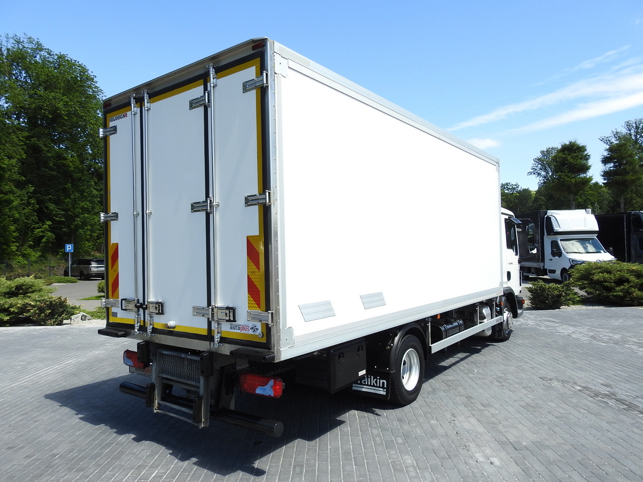 MAN TGL 10.180 REGRIGERATOR BOX -20*C 11 PALLETS POWER SUPPLY 230V AIR CONDITIONING PNEUMATICS TWIN WHEELS 180HP - Φορτηγό ψυγείο: φωτογραφία 3 MAN TGL 10.180 REGRIGERATOR BOX -20*C 11 PALLETS POWER SUPPLY 230V AIR CONDITIONING PNEUMATICS TWIN WHEELS 180HP - Φορτηγό ψυγείο: φωτογραφία 3
