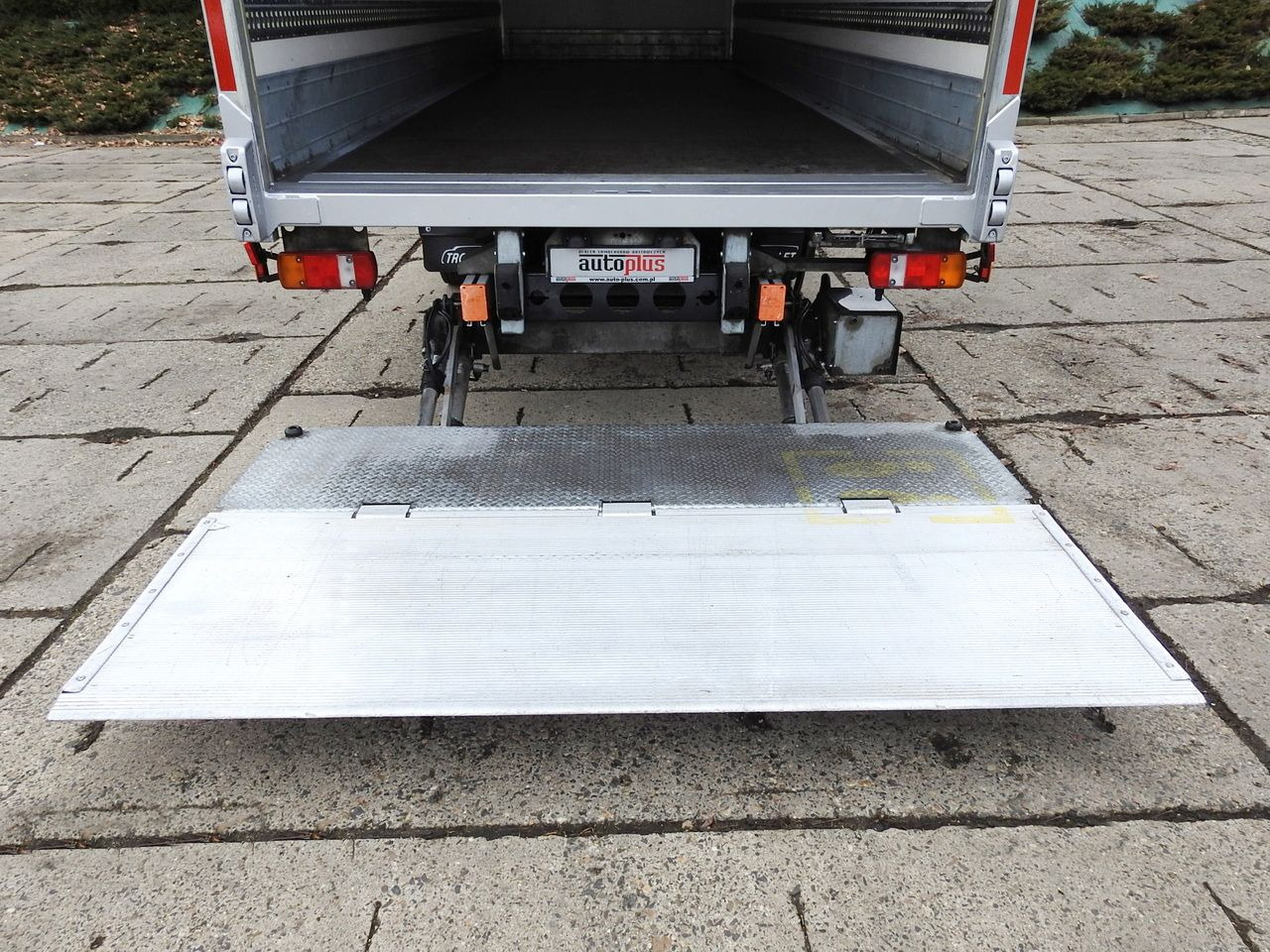 Επαγγελματικό αυτοκίνητο κόφα MAN TGL 12.220 BOX LIFT 18 PALLETS CRUISE CONTROLAIR CONDITIONING PNEUMATICS AUTOMATIC TWIN WHEELS  220HP: φωτογραφία 13