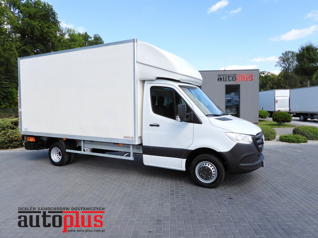 MERCEDES SPRINTER 514 BOX LIFT 8 PALLETS CRUISE CONTROL TWIN WHEELS AIR CONDITIONING  140HP - Επαγγελματικό αυτοκίνητο ψυγείο: φωτογραφία 1 MERCEDES SPRINTER 514 BOX LIFT 8 PALLETS CRUISE CONTROL TWIN WHEELS AIR CONDITIONING  140HP - Επαγγελματικό αυτοκίνητο ψυγείο: φωτογραφία 1