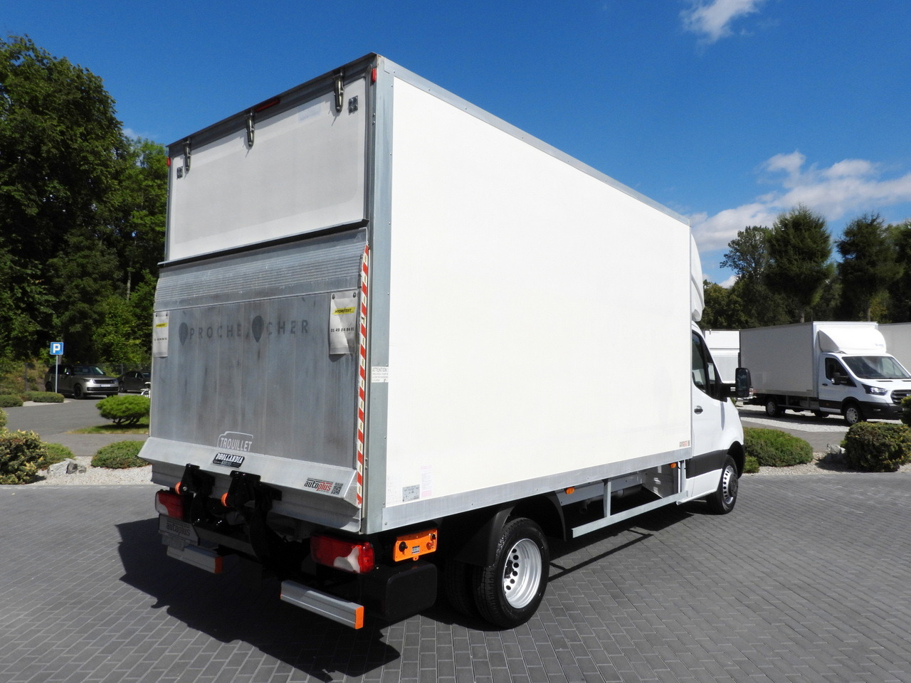 MERCEDES SPRINTER 514 BOX LIFT 8 PALLETS CRUISE CONTROL TWIN WHEELS AIR CONDITIONING 140HP - Επαγγελματικό αυτοκίνητο κόφα: φωτογραφία 3 MERCEDES SPRINTER 514 BOX LIFT 8 PALLETS CRUISE CONTROL TWIN WHEELS AIR CONDITIONING 140HP - Επαγγελματικό αυτοκίνητο κόφα: φωτογραφία 3