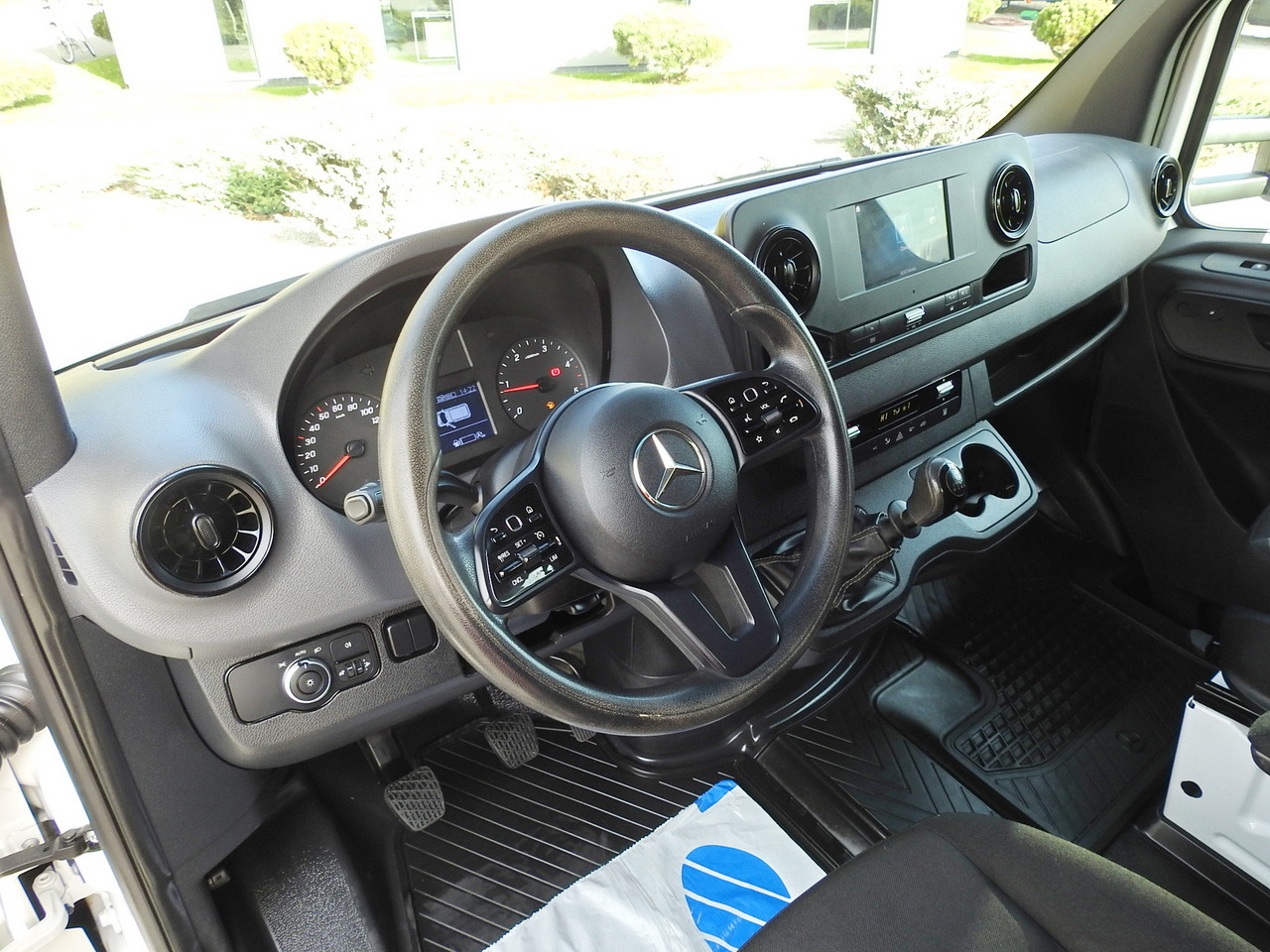 MERCEDES SPRINTER 516 STAKE BODY DOUBLE CABIN DOKA 6 SEATS CRUISE CONTROL AIR CONDITIONING TWIN WHEELS 160HP - Διπλοκάμπινο ελαφρύ επαγγελματικό: φωτογραφία 2 MERCEDES SPRINTER 516 STAKE BODY DOUBLE CABIN DOKA 6 SEATS CRUISE CONTROL AIR CONDITIONING TWIN WHEELS 160HP - Διπλοκάμπινο ελαφρύ επαγγελματικό: φωτογραφία 2