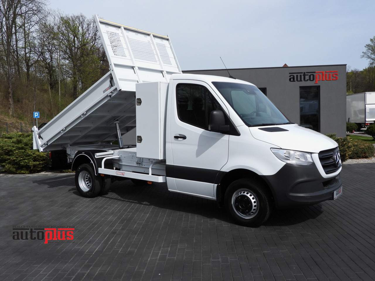 MERCEDES SPRINTER 516 TIPPER CRUISE CONTROL TWIN WHEELS AIR CONDITIONING  160HP - Όχημα με ανατρεπομενη καροτσα: φωτογραφία 1 MERCEDES SPRINTER 516 TIPPER CRUISE CONTROL TWIN WHEELS AIR CONDITIONING  160HP - Όχημα με ανατρεπομενη καροτσα: φωτογραφία 1