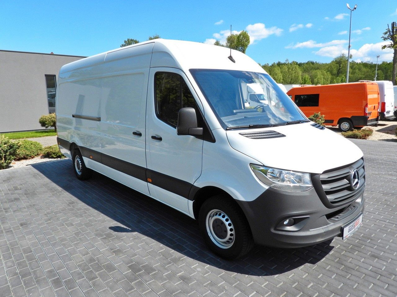 Mercedes-Benz SPRINTER 316 KASTENWAGEN KLIMAANLAGE 165PS Mercedes-Benz SPRINTER 316 KASTENWAGEN KLIMAANLAGE 165PS - Βαν: φωτογραφία 4 Mercedes-Benz SPRINTER 316 KASTENWAGEN KLIMAANLAGE 165PS Mercedes-Benz SPRINTER 316 KASTENWAGEN KLIMAANLAGE 165PS - Βαν: φωτογραφία 4