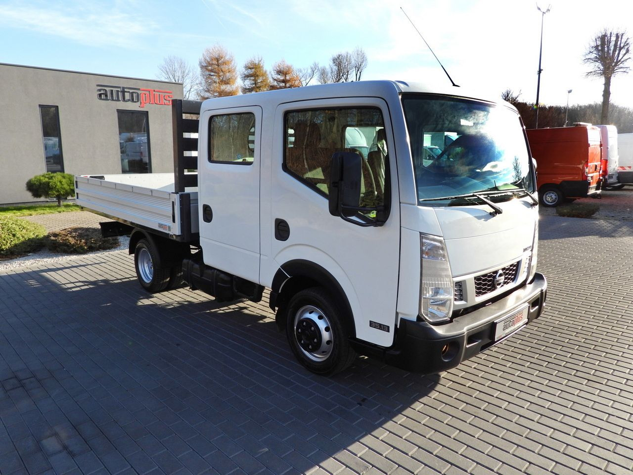 NISSAN CABSTAR NT400 STAKE BODY DOUBLE CABIN DOKA 6 SEATS TWIN WHEELS AIR CONDITIONING 130HP - Διπλοκάμπινο ελαφρύ επαγγελματικό: φωτογραφία 4 NISSAN CABSTAR NT400 STAKE BODY DOUBLE CABIN DOKA 6 SEATS TWIN WHEELS AIR CONDITIONING 130HP - Διπλοκάμπινο ελαφρύ επαγγελματικό: φωτογραφία 4