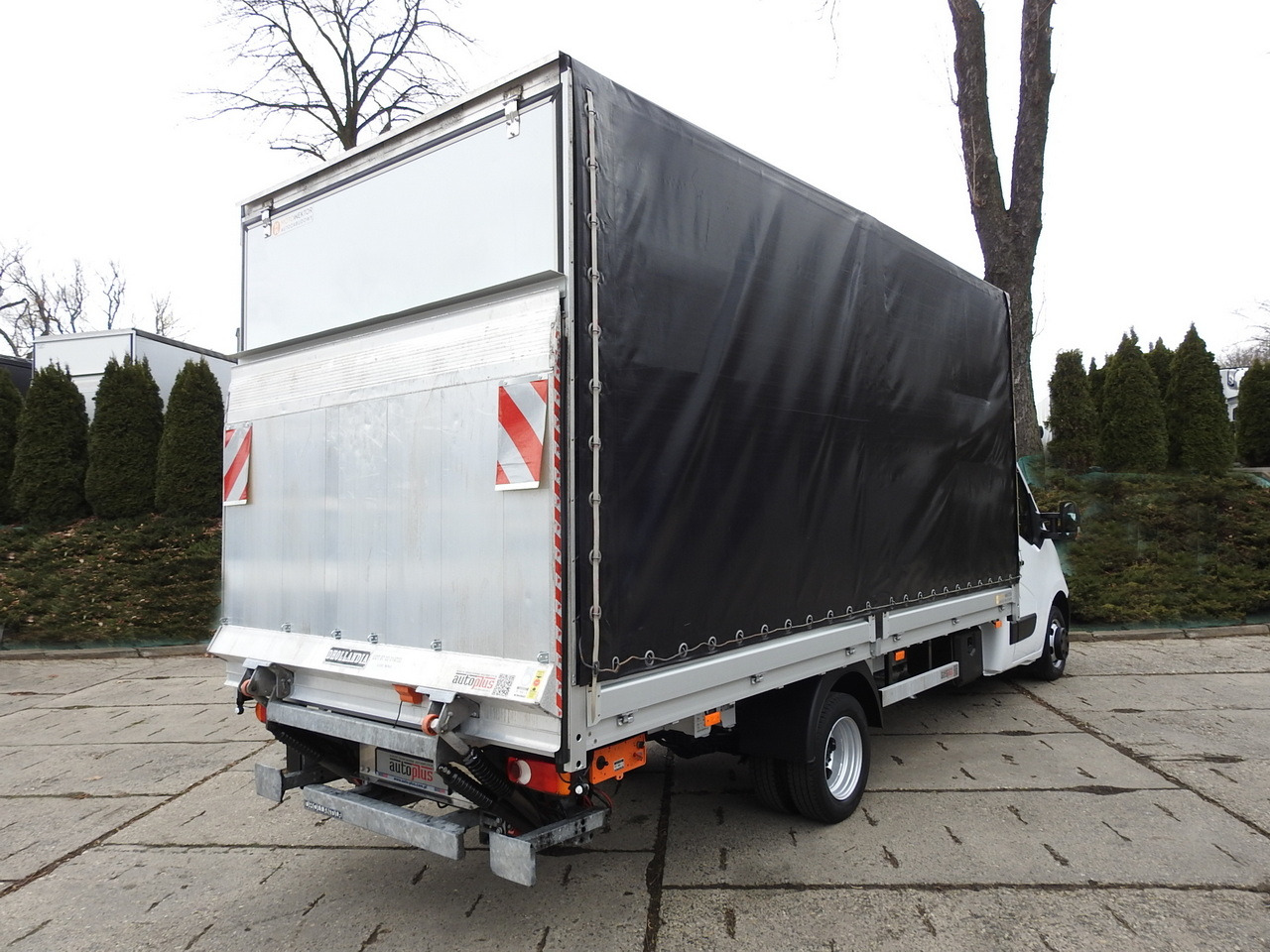 OPEL MOVANO TARPAULIN LIFT 10 PALLETS CRUISE CONTROL AIR CONDITIONING LED LIGHTS PNEUMATICS TWIN WHEELS 165HP - Επαγγελματικό αυτοκίνητο με μουσαμά: φωτογραφία 3 OPEL MOVANO TARPAULIN LIFT 10 PALLETS CRUISE CONTROL AIR CONDITIONING LED LIGHTS PNEUMATICS TWIN WHEELS 165HP - Επαγγελματικό αυτοκίνητο με μουσαμά: φωτογραφία 3