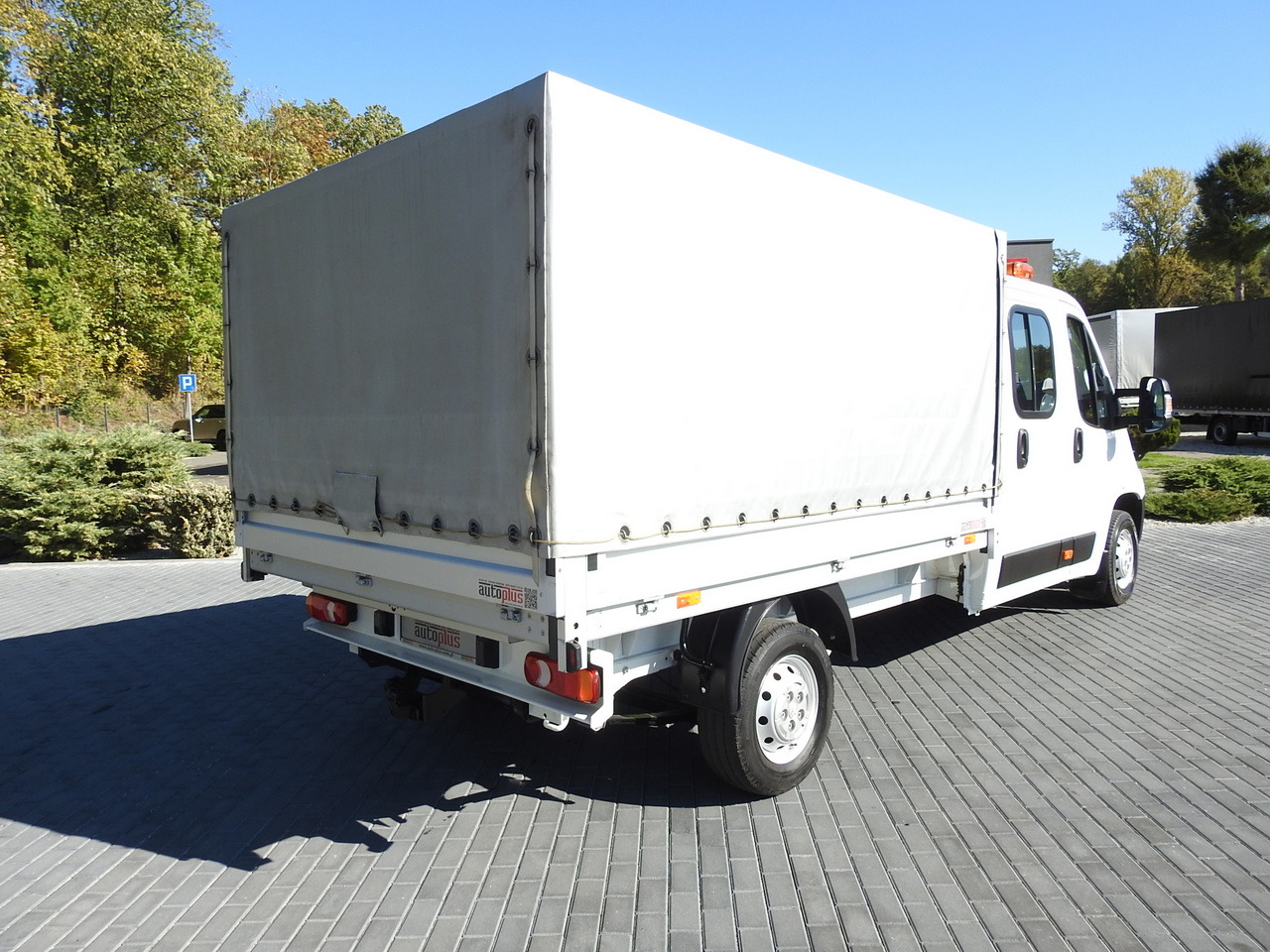 PEUGEOT BOXER STAKE BODY DOUBLE CABIN DOKA 7 SEATS AIR CONDITIONING 140HP - Μικρό φορτηγό με καρότσα: φωτογραφία 3 PEUGEOT BOXER STAKE BODY DOUBLE CABIN DOKA 7 SEATS AIR CONDITIONING 140HP - Μικρό φορτηγό με καρότσα: φωτογραφία 3