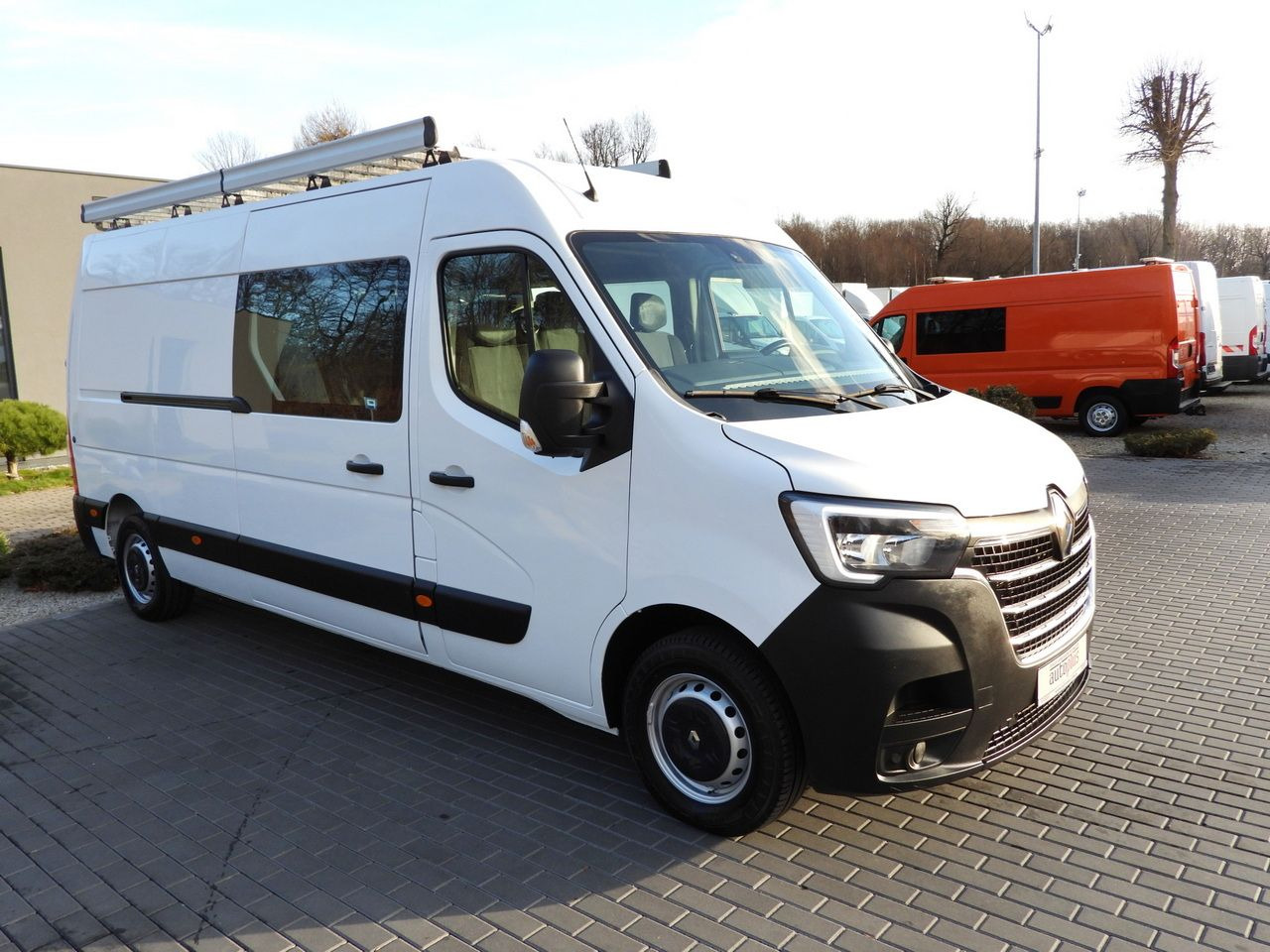 RENAULT MASTER BOX DELIVERY VAN 7 SEATS CRUISE CONTROL NAVIGATION LED LIGHTS AIR CONDITIONING 180HP - Βαν: φωτογραφία 4 RENAULT MASTER BOX DELIVERY VAN 7 SEATS CRUISE CONTROL NAVIGATION LED LIGHTS AIR CONDITIONING 180HP - Βαν: φωτογραφία 4
