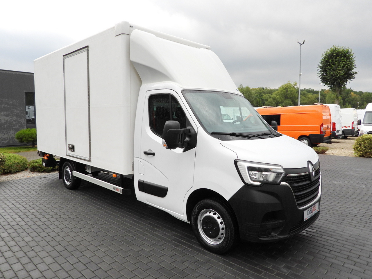 RENAULT MASTER BOX LIFT 8 PALLETS CRUISE CONTROL LED LIGHTS AIR CONDITIONING 145HP - Επαγγελματικό αυτοκίνητο κόφα: φωτογραφία 4 RENAULT MASTER BOX LIFT 8 PALLETS CRUISE CONTROL LED LIGHTS AIR CONDITIONING 145HP - Επαγγελματικό αυτοκίνητο κόφα: φωτογραφία 4