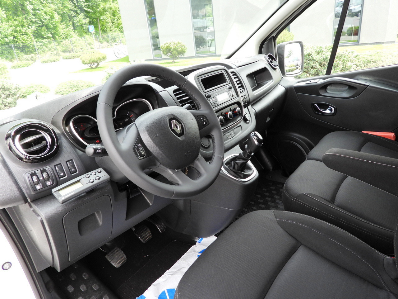 RENAULT TRAFIC REFRIGERATOR VAN 0*C CRUISE CONTROL LED LIGHTS AIR CONDITIONING 120HP - Επαγγελματικό αυτοκίνητο ψυγείο: φωτογραφία 2 RENAULT TRAFIC REFRIGERATOR VAN 0*C CRUISE CONTROL LED LIGHTS AIR CONDITIONING 120HP - Επαγγελματικό αυτοκίνητο ψυγείο: φωτογραφία 2