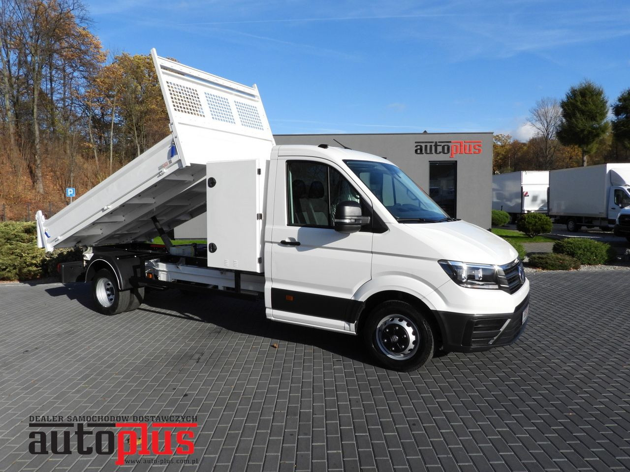 VOLKSWAGEN CRAFTER TIPPER CRUISE CONTROL NAVIGATION TWIN WHEELS AIR CONDITIONING  180HP - Όχημα με ανατρεπομενη καροτσα: φωτογραφία 1 VOLKSWAGEN CRAFTER TIPPER CRUISE CONTROL NAVIGATION TWIN WHEELS AIR CONDITIONING  180HP - Όχημα με ανατρεπομενη καροτσα: φωτογραφία 1