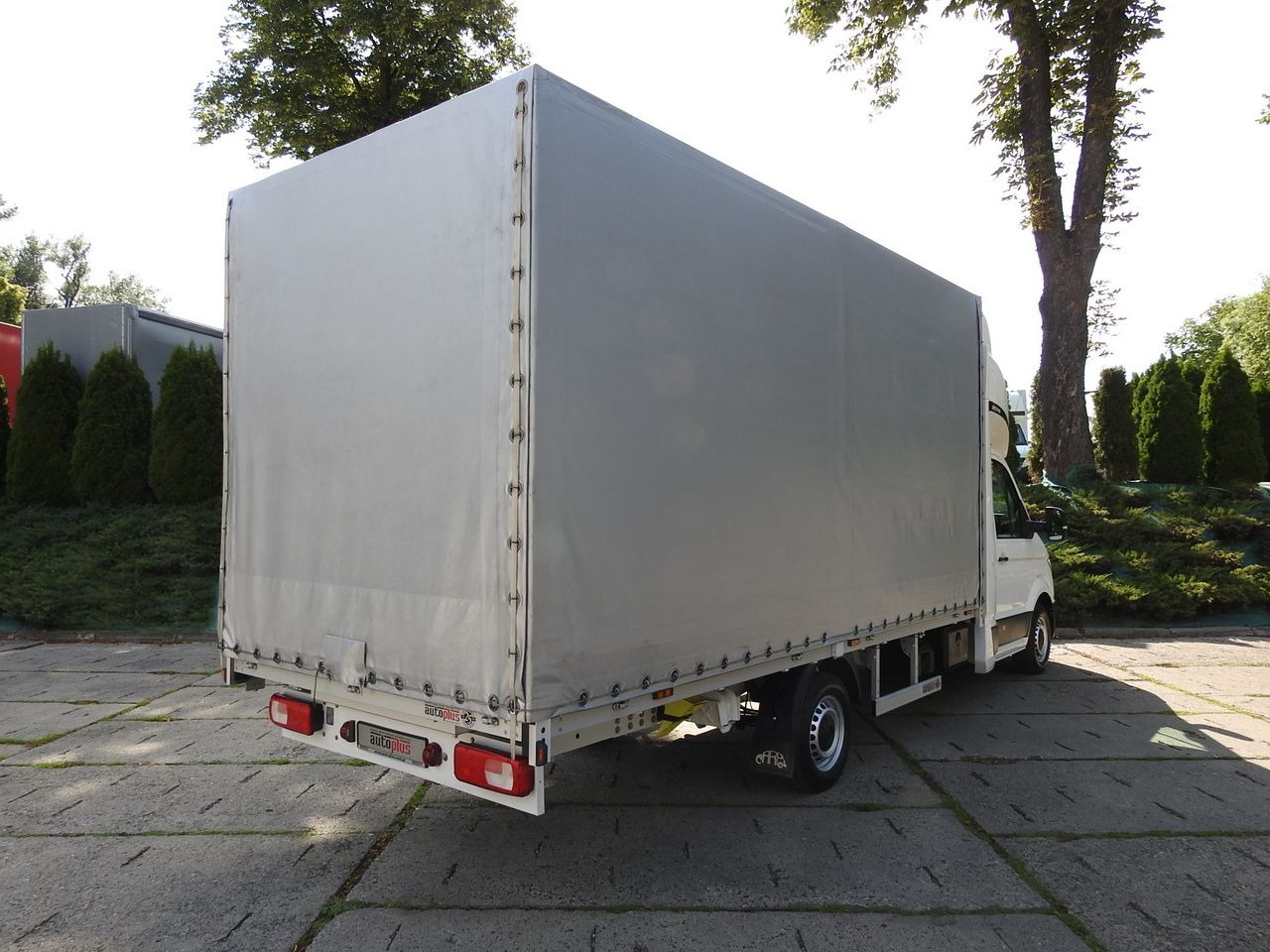 VOLKSWAGEN CRAFTER - Επαγγελματικό αυτοκίνητο με μουσαμά: φωτογραφία 3 VOLKSWAGEN CRAFTER - Επαγγελματικό αυτοκίνητο με μουσαμά: φωτογραφία 3