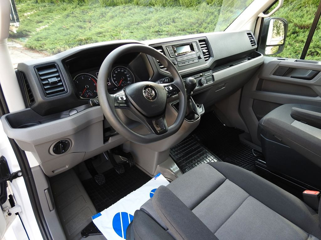 Volkswagen CRAFTER PRITSCHE PLANE 10 PALETTEN WEBASTO A/C - Επαγγελματικό αυτοκίνητο με μουσαμά, Διπλοκάμπινο ελαφρύ επαγγελματικό: φωτογραφία 2 Volkswagen CRAFTER PRITSCHE PLANE 10 PALETTEN WEBASTO A/C - Επαγγελματικό αυτοκίνητο με μουσαμά, Διπλοκάμπινο ελαφρύ επαγγελματικό: φωτογραφία 2