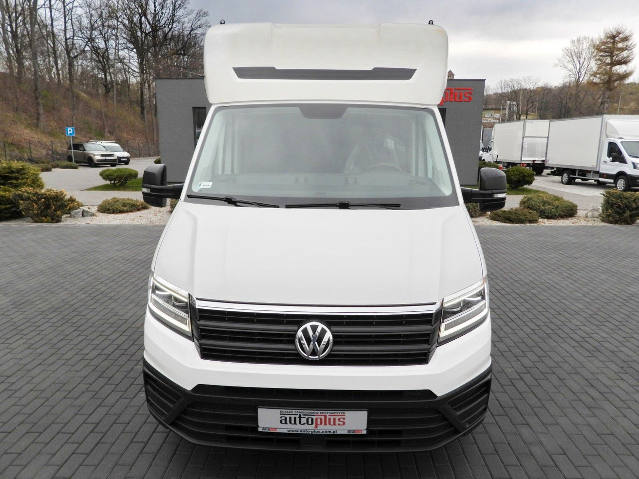 Volkswagen CRAFTER PRITSCHE PLANE 10 PALETTEN WEBASTO - Επαγγελματικό αυτοκίνητο με μουσαμά: φωτογραφία 5 Volkswagen CRAFTER PRITSCHE PLANE 10 PALETTEN WEBASTO - Επαγγελματικό αυτοκίνητο με μουσαμά: φωτογραφία 5