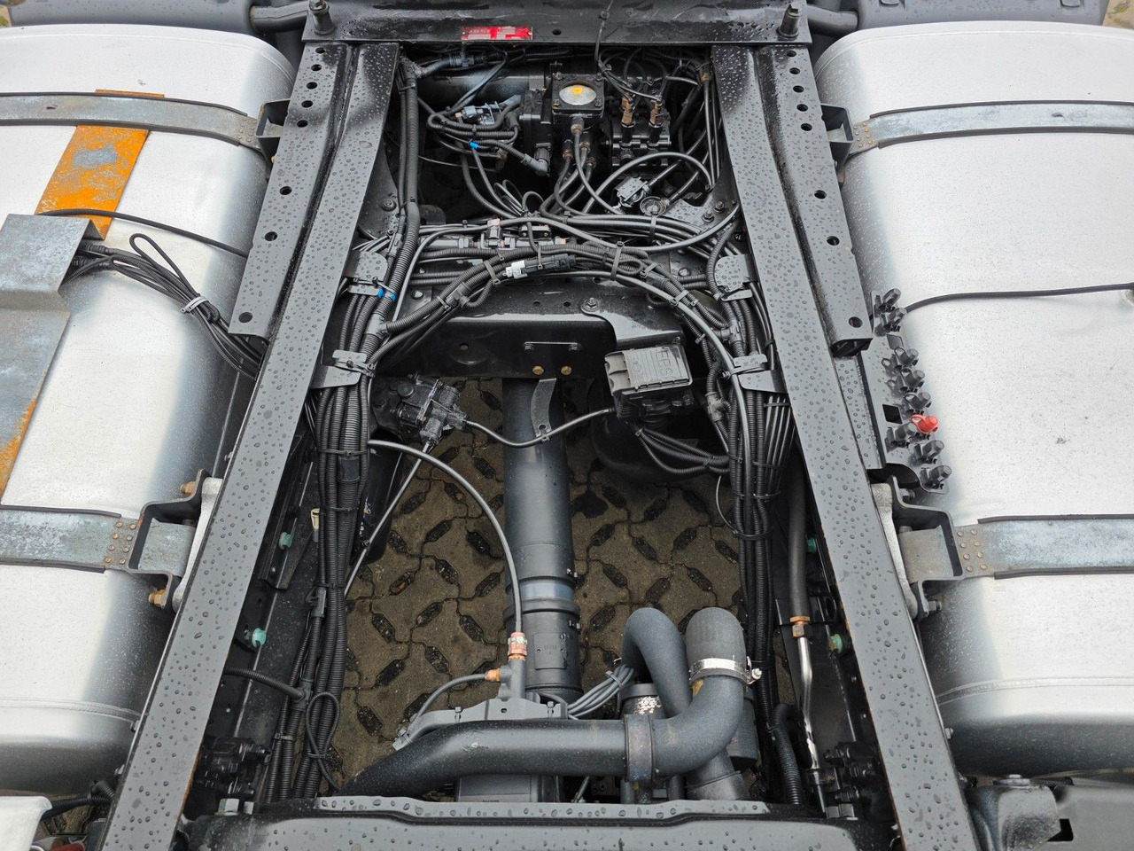 Τράκτορας MAN TGX 18.460 4X2 LLS-U / Retarder / 2 Tanks: φωτογραφία 11 Τράκτορας MAN TGX 18.460 4X2 LLS-U / Retarder / 2 Tanks: φωτογραφία 11