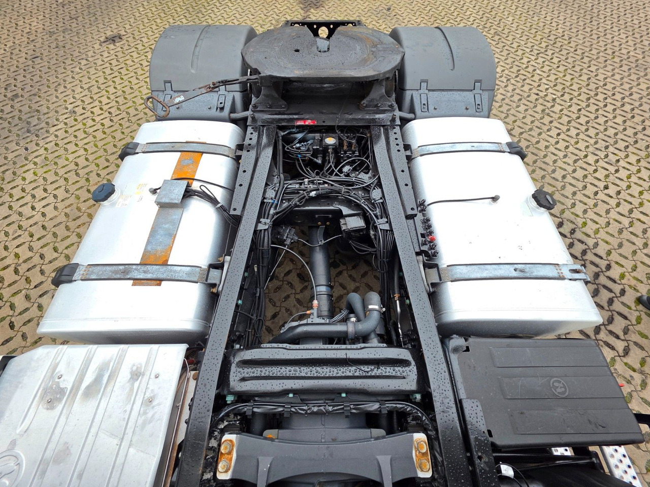 Τράκτορας MAN TGX 18.460 4X2 LLS-U / Retarder / 2 Tanks: φωτογραφία 10 Τράκτορας MAN TGX 18.460 4X2 LLS-U / Retarder / 2 Tanks: φωτογραφία 10