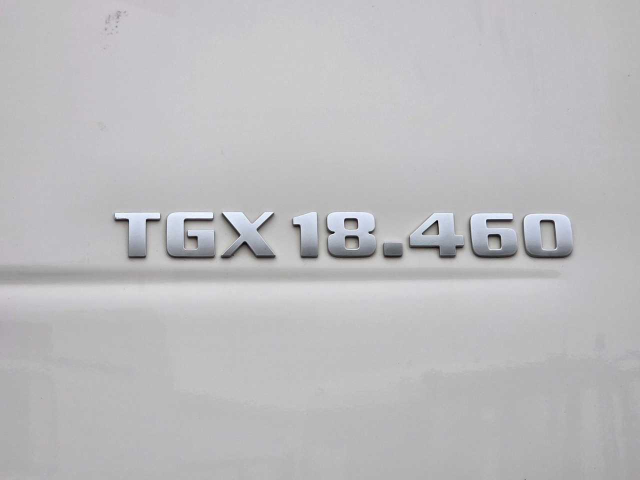 Τράκτορας MAN TGX 18.460 4X2 LLS-U / Retarder / 2 Tanks: φωτογραφία 23 Τράκτορας MAN TGX 18.460 4X2 LLS-U / Retarder / 2 Tanks: φωτογραφία 23