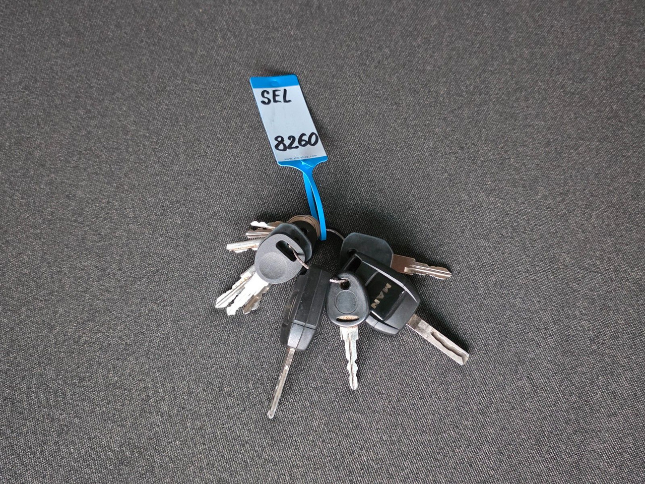 Τράκτορας MAN TGX 18.460 4X2 LLS-U / Retarder / 2 Tanks: φωτογραφία 44 Τράκτορας MAN TGX 18.460 4X2 LLS-U / Retarder / 2 Tanks: φωτογραφία 44