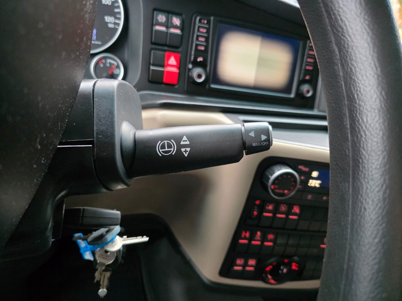 Τράκτορας MAN TGX 18.460 4X2 LLS-U / Retarder / 2 Tanks: φωτογραφία 42 Τράκτορας MAN TGX 18.460 4X2 LLS-U / Retarder / 2 Tanks: φωτογραφία 42