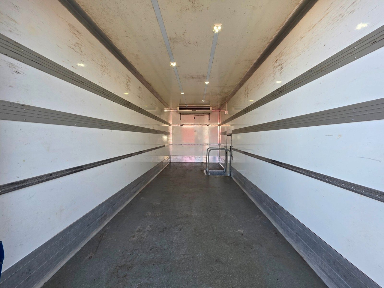 Φορτηγό ψυγείο Mercedes-Benz Atego 1218 / Ldbw / Seitentür: rechts: φωτογραφία 10