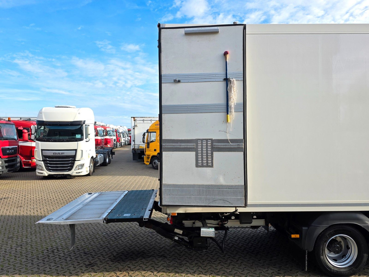 Φορτηγό ψυγείο Mercedes-Benz Atego 1218 / Ldbw / Seitentür: rechts: φωτογραφία 17