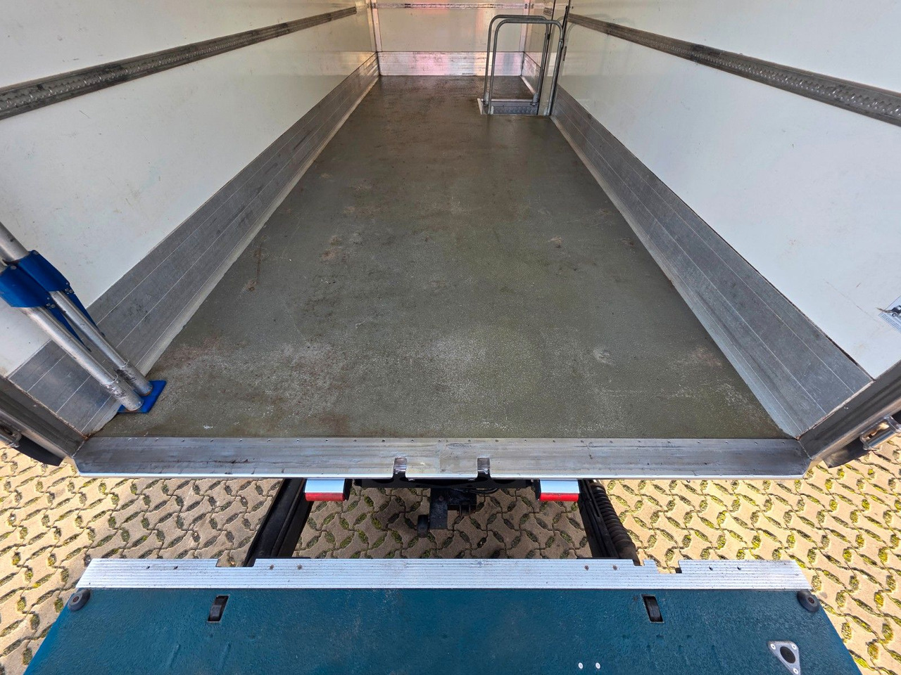 Φορτηγό ψυγείο Mercedes-Benz Atego 1218 / Ldbw / Seitentür: rechts: φωτογραφία 12