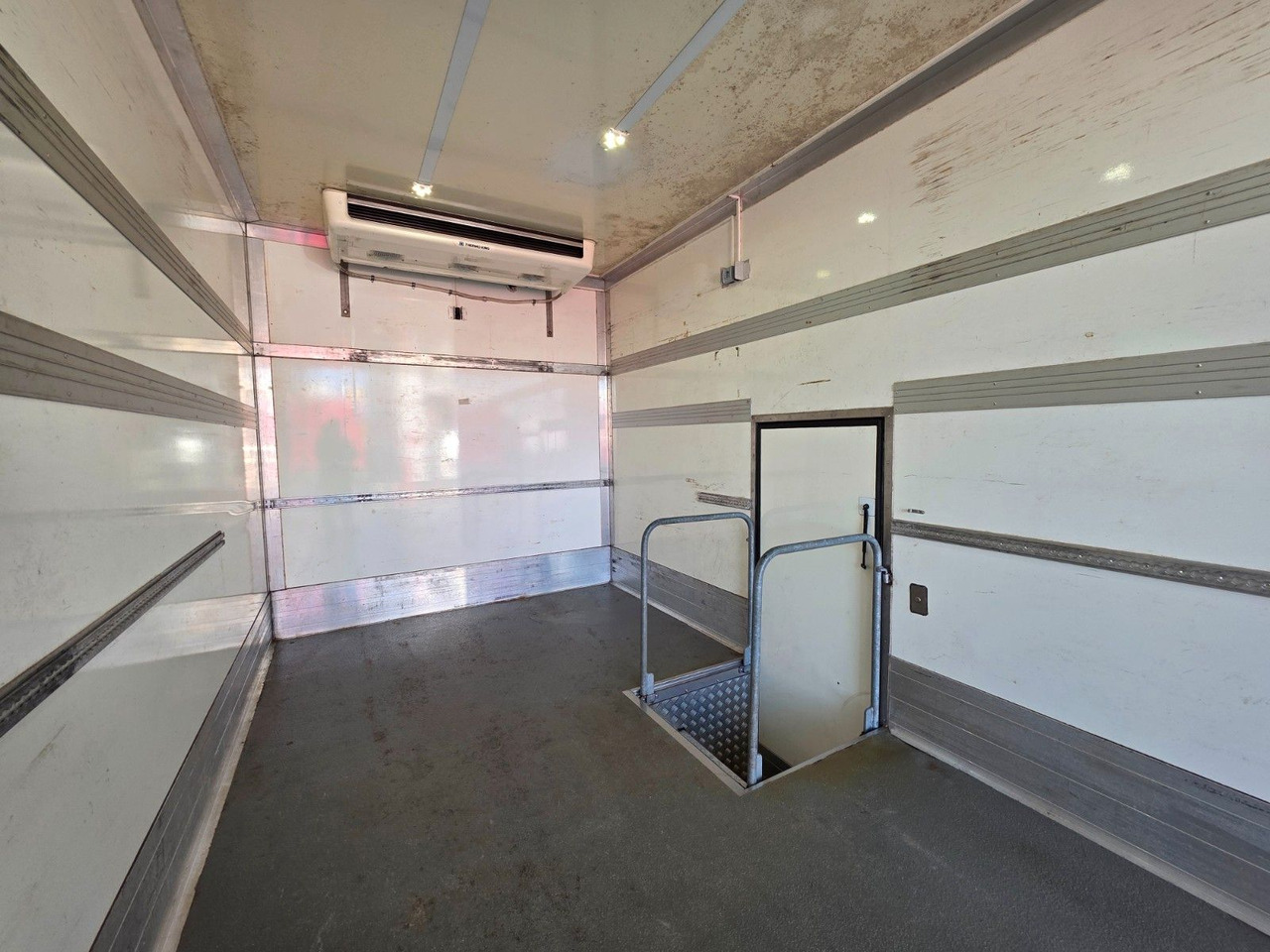 Φορτηγό ψυγείο Mercedes-Benz Atego 1218 / Ldbw / Seitentür: rechts: φωτογραφία 15