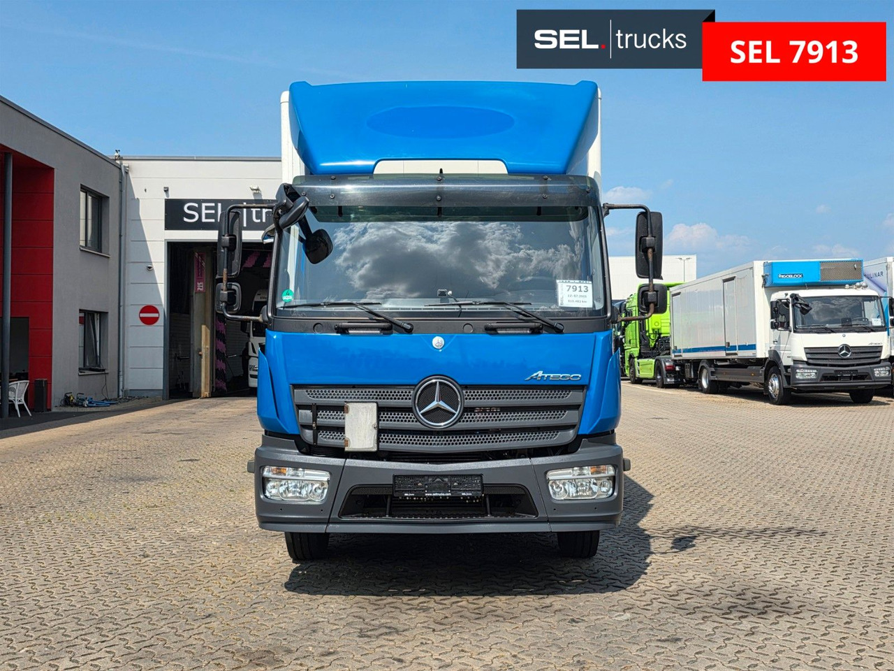 Mercedes-Benz Atego 1221 / Ladebordwand - Φορτηγό κόφα: φωτογραφία 2 Mercedes-Benz Atego 1221 / Ladebordwand - Φορτηγό κόφα: φωτογραφία 2