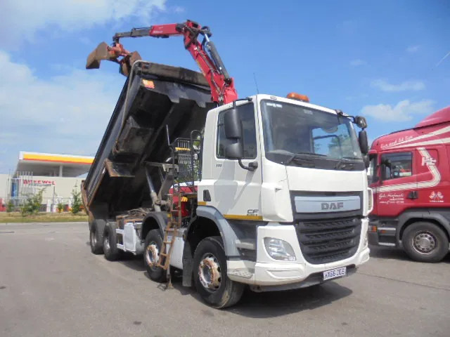 DAF CF 370 8X4 + PALFINGER EPSILON - Φορτηγό ανατρεπόμενο, Φορτηγό με γερανό: φωτογραφία 3 DAF CF 370 8X4 + PALFINGER EPSILON - Φορτηγό ανατρεπόμενο, Φορτηγό με γερανό: φωτογραφία 3