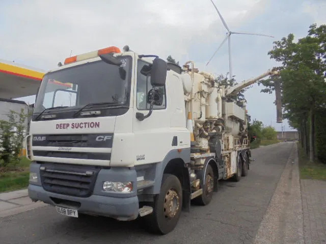 DAF CF 85.410 8X4 BLADGEVEERD - Όχημα εκκένωσης βόθρων: φωτογραφία 1 DAF CF 85.410 8X4 BLADGEVEERD - Όχημα εκκένωσης βόθρων: φωτογραφία 1