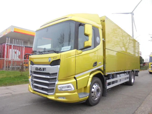 DAF XD 370 FA DEMO MET FABRIEKS GARANTIE NL TRUCK - Φορτηγό κόφα: φωτογραφία 1 DAF XD 370 FA DEMO MET FABRIEKS GARANTIE NL TRUCK - Φορτηγό κόφα: φωτογραφία 1