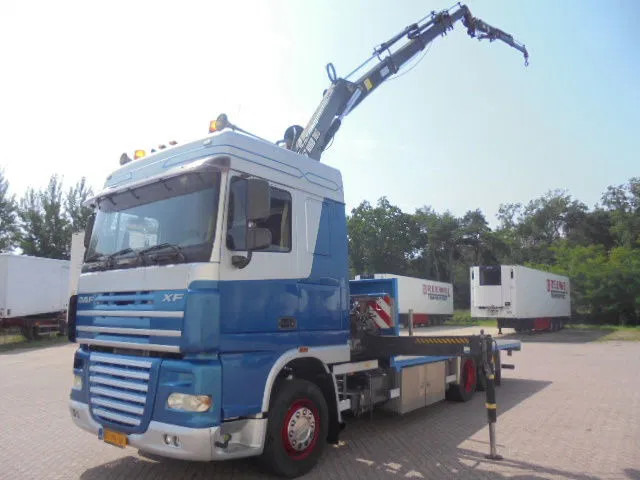DAF XF 105 XF105 NL TRUCK - Φορτηγό με γερανό: φωτογραφία 1 DAF XF 105 XF105 NL TRUCK - Φορτηγό με γερανό: φωτογραφία 1