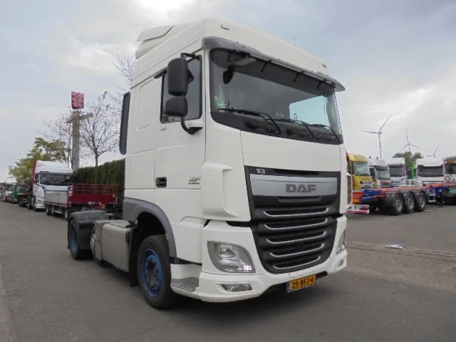 DAF XF 410 6X2 - Τράκτορας: φωτογραφία 3 DAF XF 410 6X2 - Τράκτορας: φωτογραφία 3