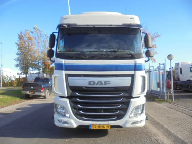 DAF XF 440 6X2 + HYDROSET TUV 10-2026 - Τράκτορας: φωτογραφία 2 DAF XF 440 6X2 + HYDROSET TUV 10-2026 - Τράκτορας: φωτογραφία 2