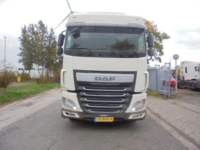 DAF XF 460 NL TRUCK RETARDER - Τράκτορας: φωτογραφία 2 DAF XF 460 NL TRUCK RETARDER - Τράκτορας: φωτογραφία 2
