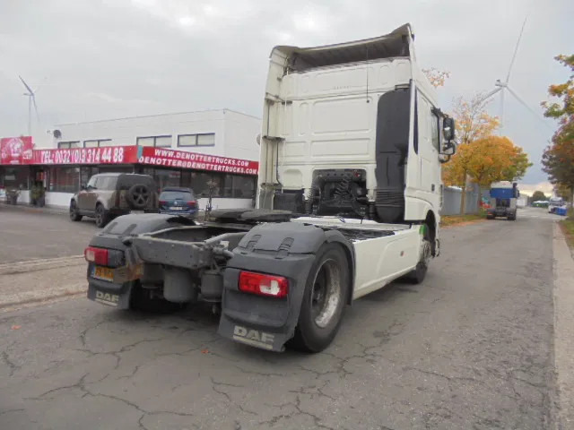 DAF XF 460 NL TRUCK RETARDER - Τράκτορας: φωτογραφία 4 DAF XF 460 NL TRUCK RETARDER - Τράκτορας: φωτογραφία 4