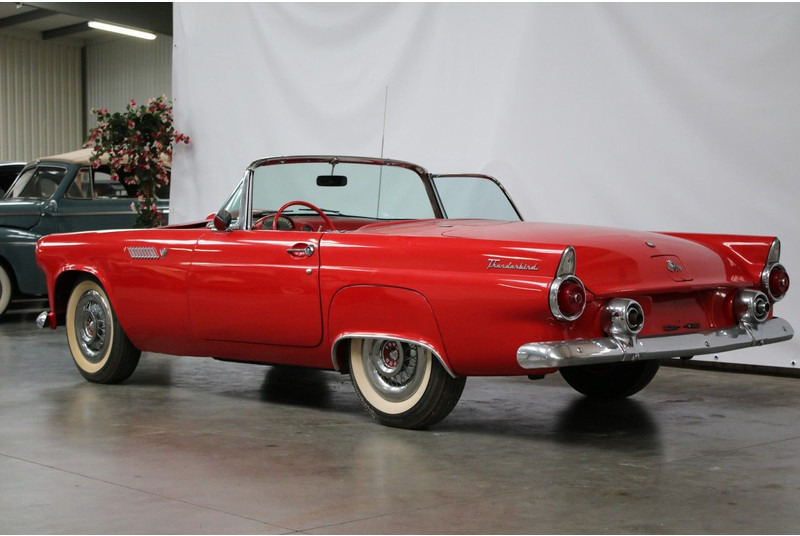 Ford Thunderbird V8 - Αυτοκίνητο: φωτογραφία 3 Ford Thunderbird V8 - Αυτοκίνητο: φωτογραφία 3