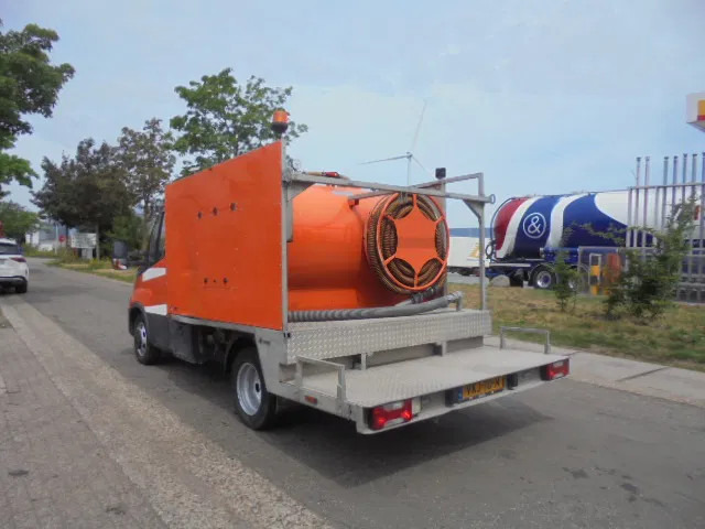 Ελαφρύ επαγγελματικό Iveco Daily 35C14: φωτογραφία 7