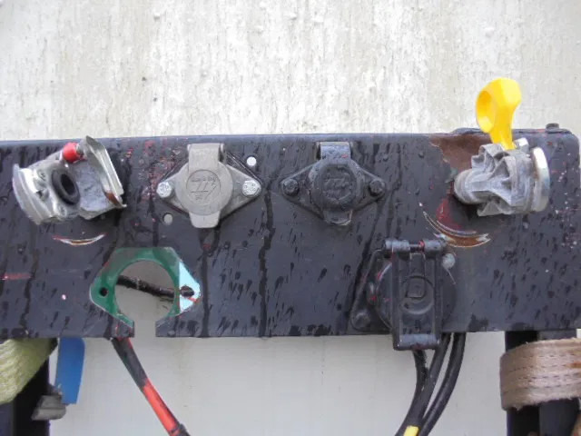 Jumbo TO 180 SE - Επικαθήμενο κουρτίνα: φωτογραφία 5 Jumbo TO 180 SE - Επικαθήμενο κουρτίνα: φωτογραφία 5