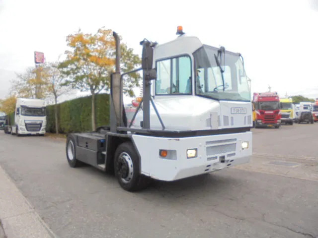 Kalmar TT616I TT616IC-9-L1A8 - Τράκτορες τελωνείων: φωτογραφία 3 Kalmar TT616I TT616IC-9-L1A8 - Τράκτορες τελωνείων: φωτογραφία 3