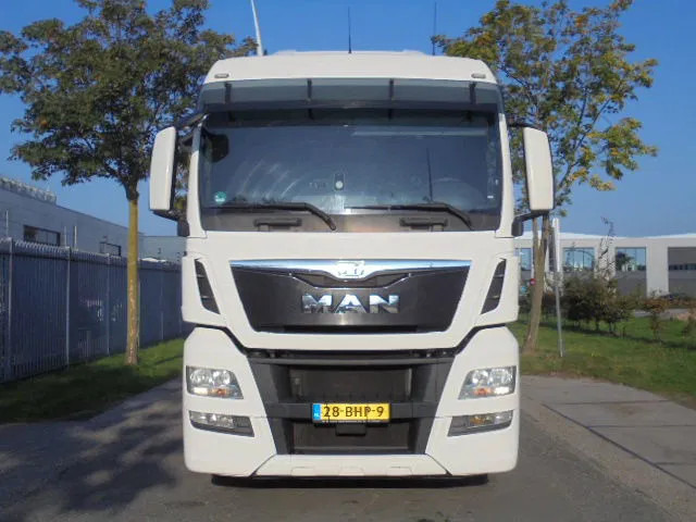 MAN TGX 18.400 XL - Τράκτορας: φωτογραφία 2 MAN TGX 18.400 XL - Τράκτορας: φωτογραφία 2